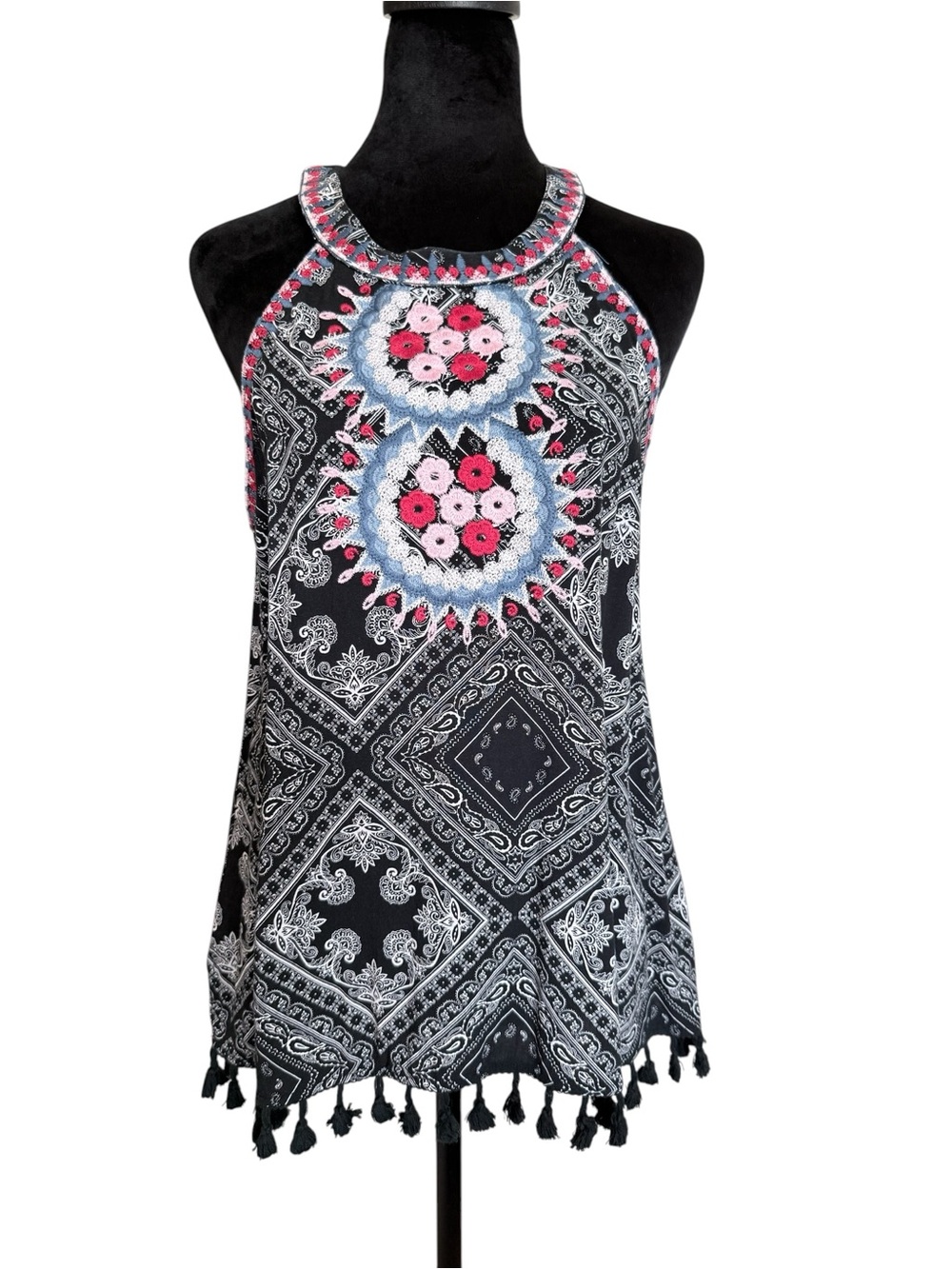 Savanna Jane Black Floral Embroidered Bandana-Print Top